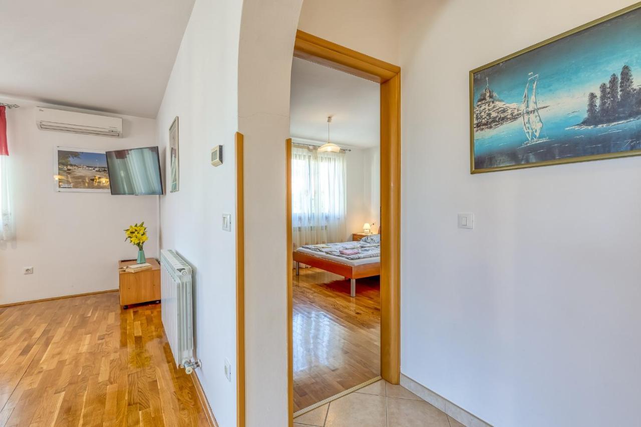 Apartment Complex Silva Rovinj Exterior photo