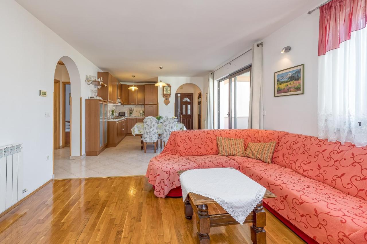 Apartment Complex Silva Rovinj Exterior photo