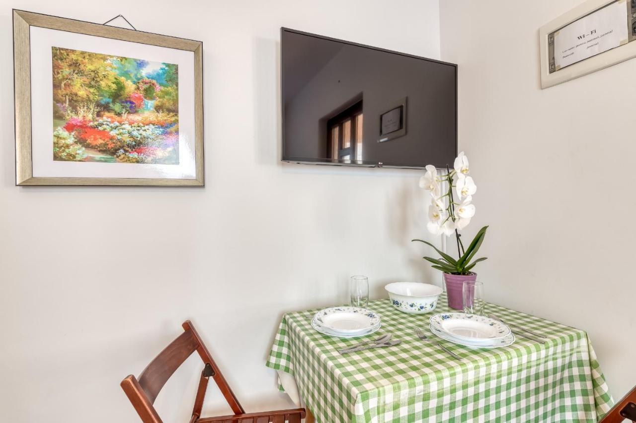 Apartment Complex Silva Rovinj Exterior photo