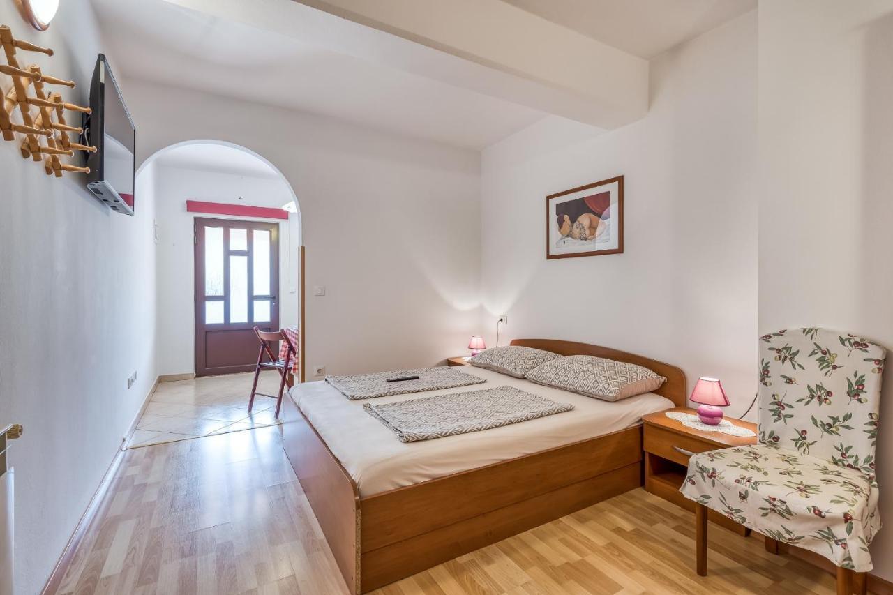 Apartment Complex Silva Rovinj Exterior photo