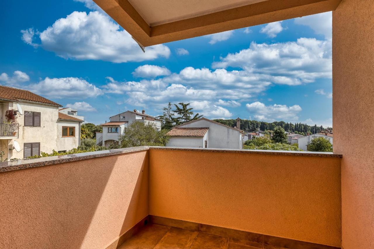 Apartment Complex Silva Rovinj Exterior photo