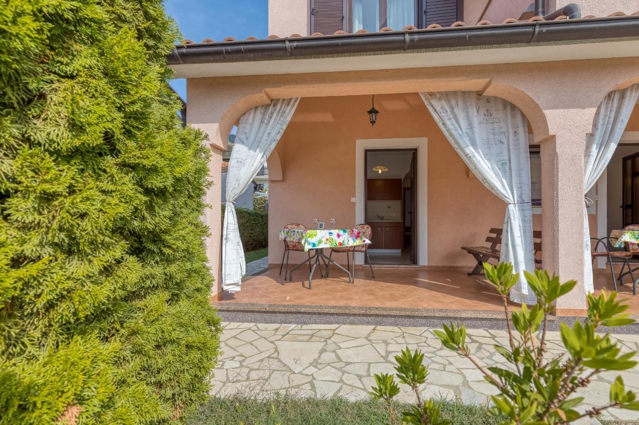 Apartment Complex Silva Rovinj Exterior photo
