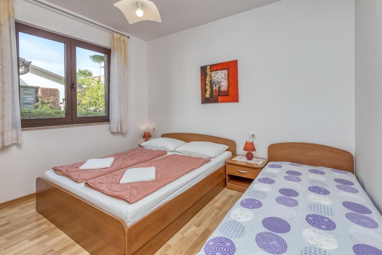 Apartment Complex Silva Rovinj Exterior photo